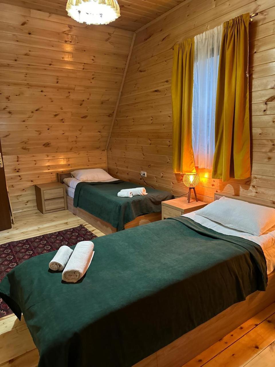 Royal Cottages Kazbegi Eksteriør billede
